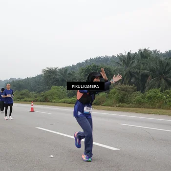 Runner Photo 7499137
