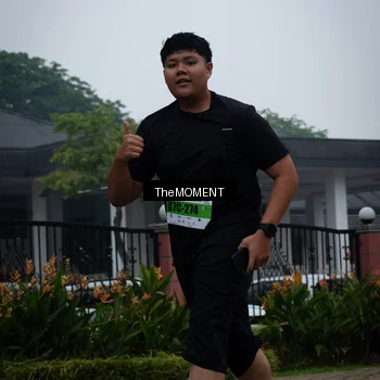 Runner Photo 7499215