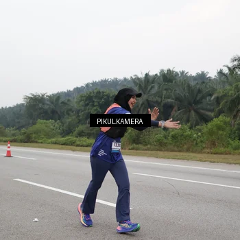Runner Photo 7499219