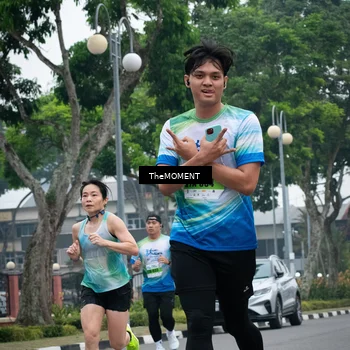 Runner Photo 7499246
