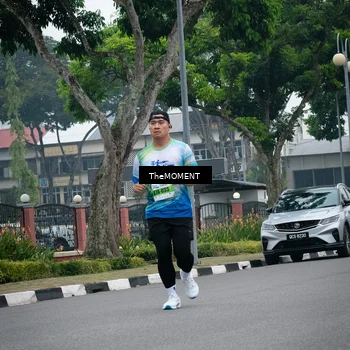 Runner Photo 7499249