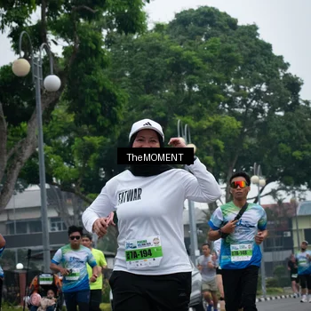 Runner Photo 7499260