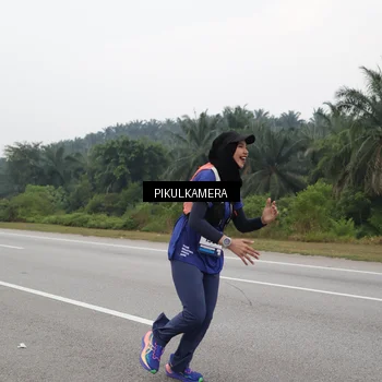 Runner Photo 7499274