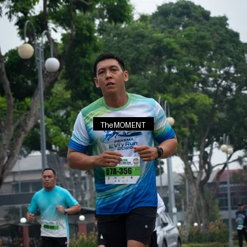 Runner Photo 7499278