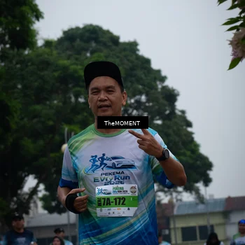 Runner Photo 7499290