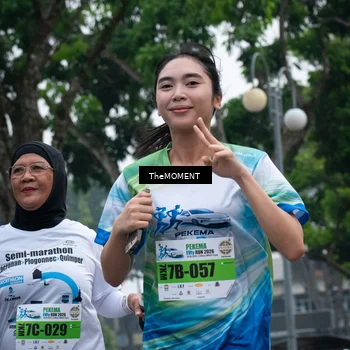 Runner Photo 7499291