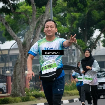 Runner Photo 7499333