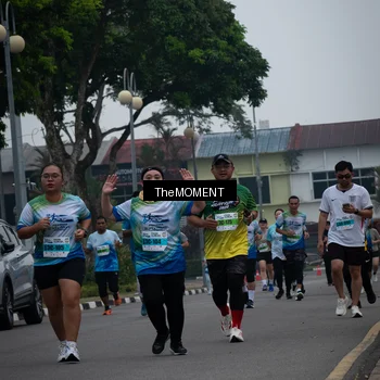 Runner Photo 7499340