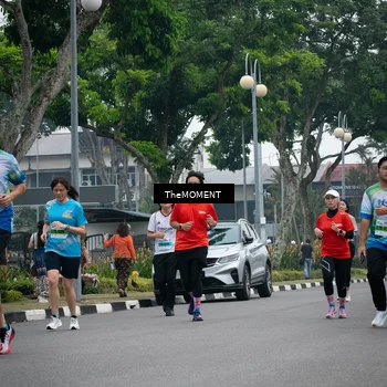 Runner Photo 7499405