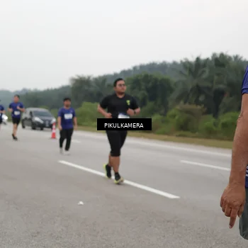 Runner Photo 7499436