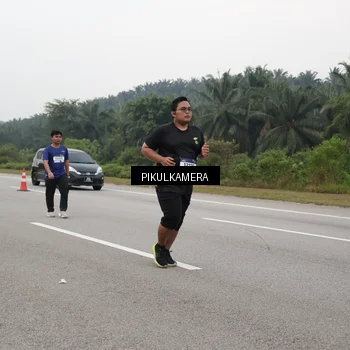 Runner Photo 7499438