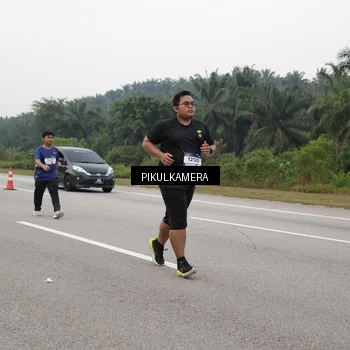 Runner Photo 7499440