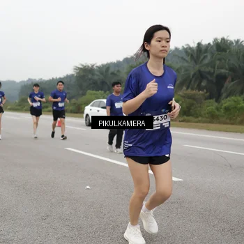 Runner Photo 7499452