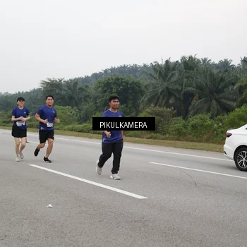 Runner Photo 7499457