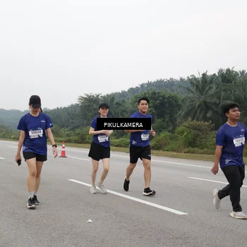 Runner Photo 7499464