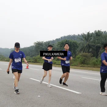 Runner Photo 7499468