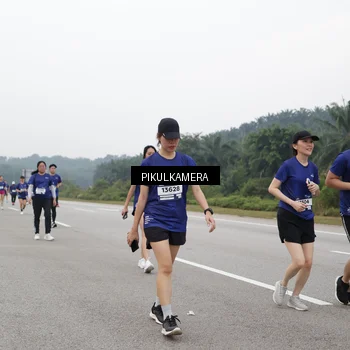 Runner Photo 7499469
