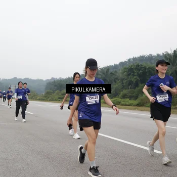 Runner Photo 7499473