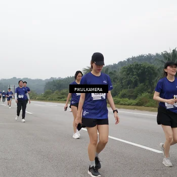Runner Photo 7499475