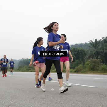 Runner Photo 7499505