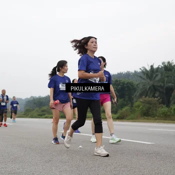 Runner Photo 7499506
