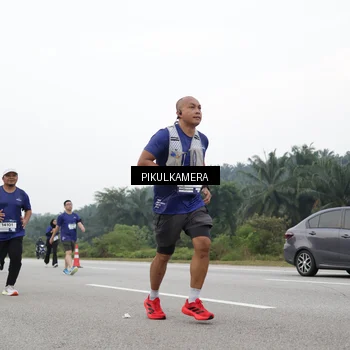 Runner Photo 7499520