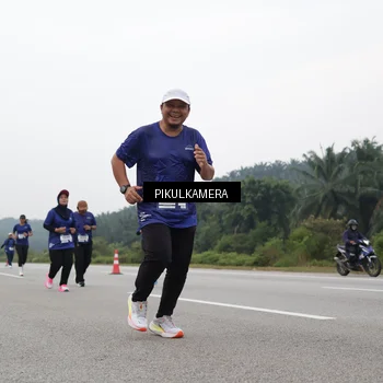 Runner Photo 7499528