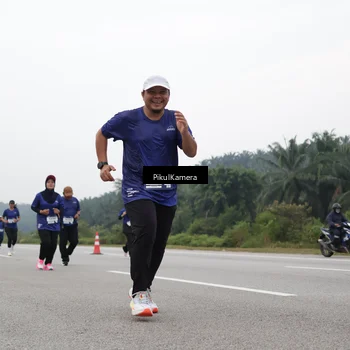 Runner Photo 7499532
