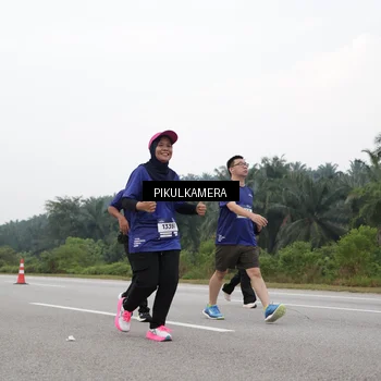 Runner Photo 7499549