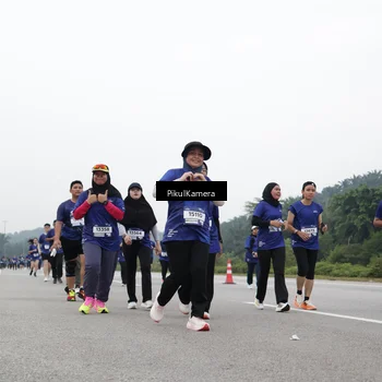 Runner Photo 7499580
