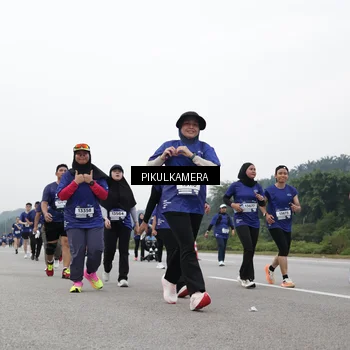 Runner Photo 7499581