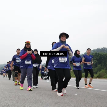 Runner Photo 7499582