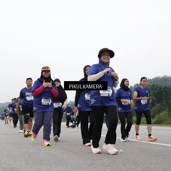 Runner Photo 7499585