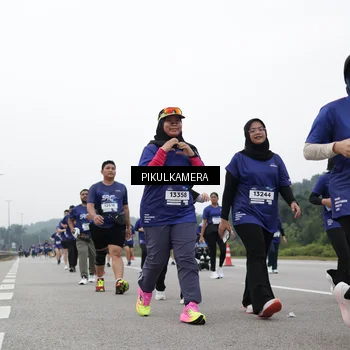 Runner Photo 7499587