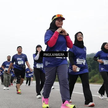 Runner Photo 7499594