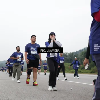 Runner Photo 7499596