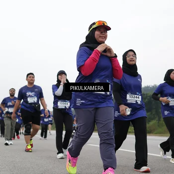 Runner Photo 7499598