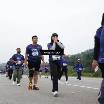 Runner Photo 7499599