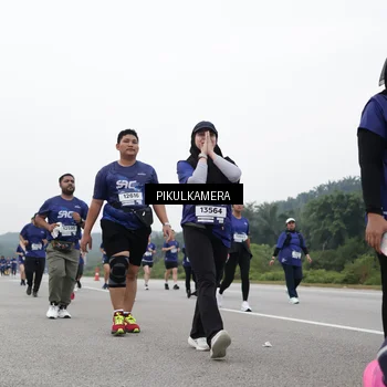 Runner Photo 7499601