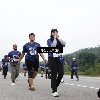 Runner Photo 7499604