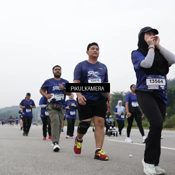 Runner Photo 7499606