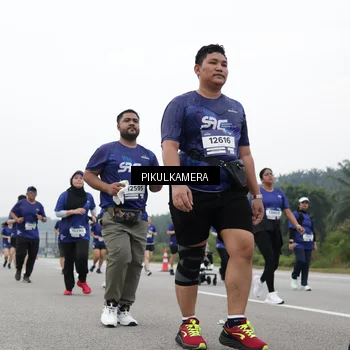 Runner Photo 7499612