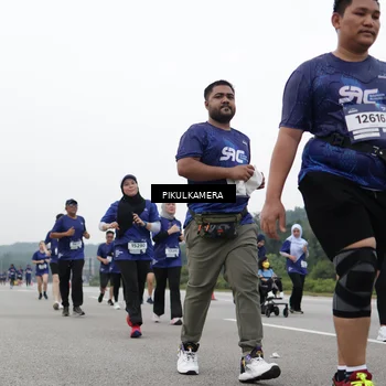 Runner Photo 7499615