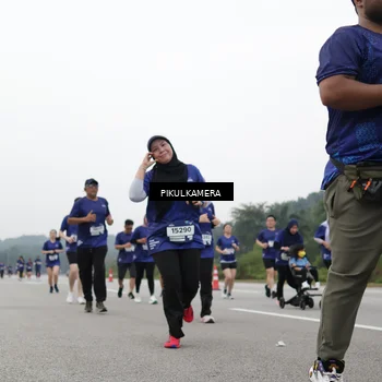 Runner Photo 7499619