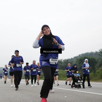 Runner Photo 7499620