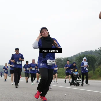 Runner Photo 7499621