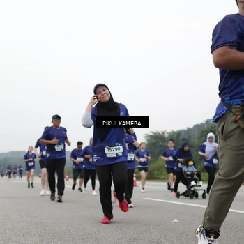Runner Photo 7499622
