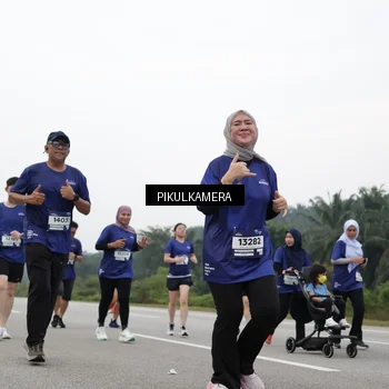 Runner Photo 7499630