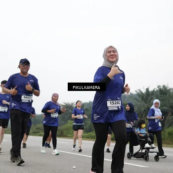 Runner Photo 7499633
