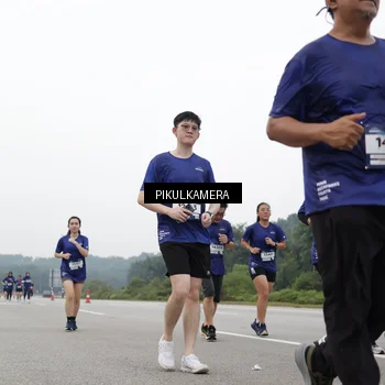 Runner Photo 7499641